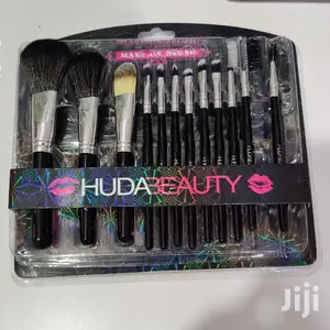 High Quality Professional Makeup Brush Set Of 12pcs