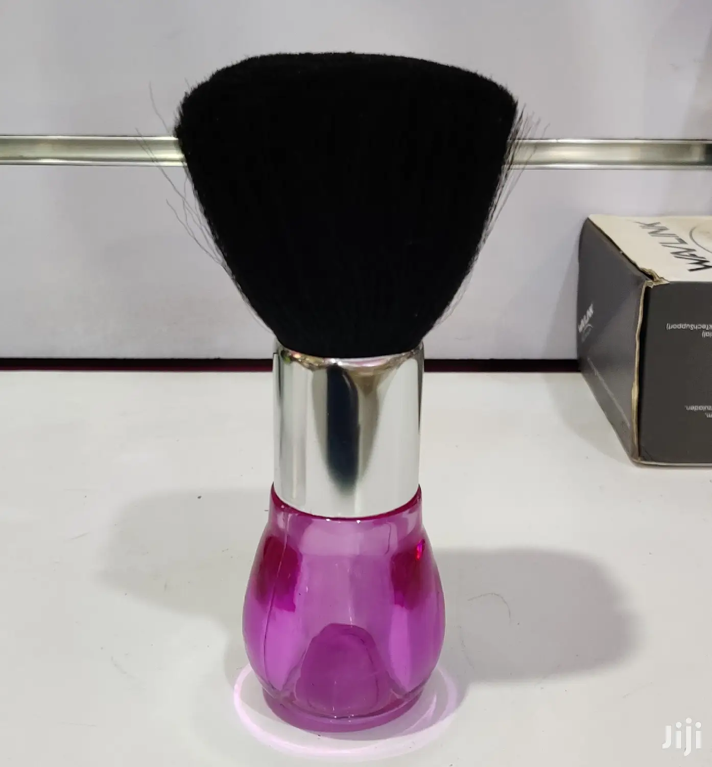 Professional Makeup Large Powder Brush For Cool Finishing