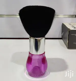 Professional Makeup Large Powder Brush For Cool Finishing