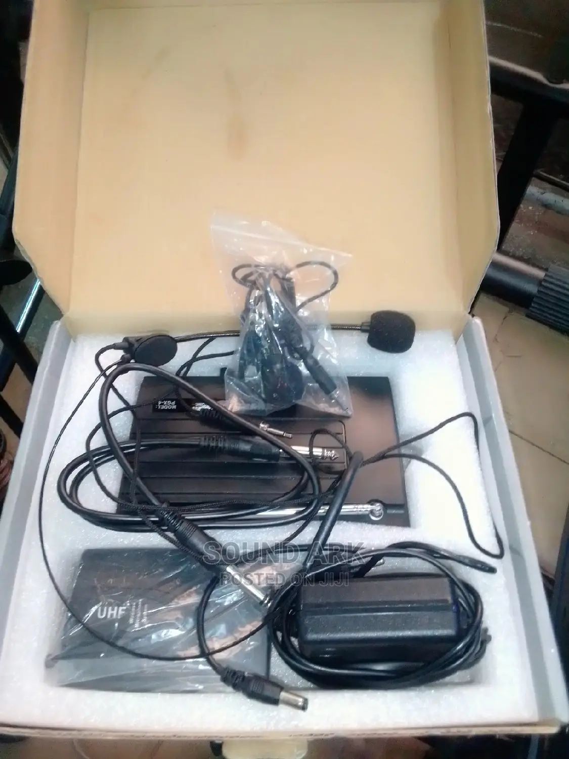 Shure Collar And Head Support Microphone