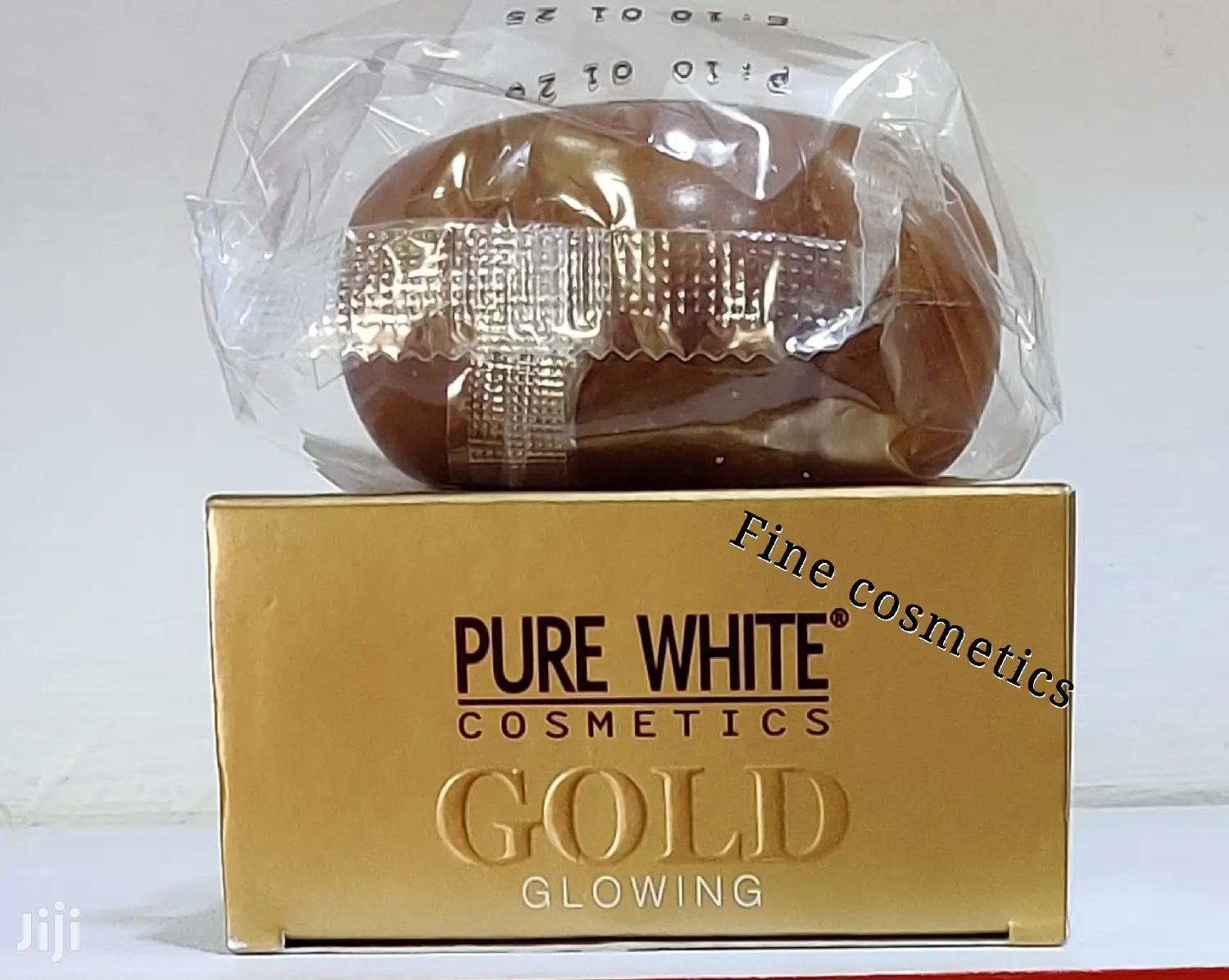 Original Purewhite Gold Glowing Exfoliating Bath Soap