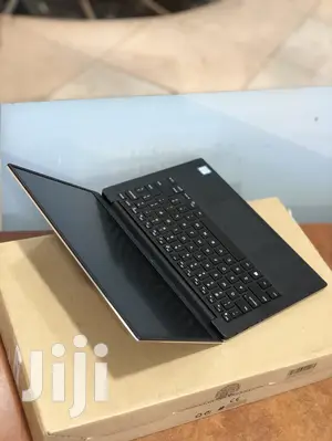 New Laptop Dell XPS 13 (9360) 8GB Intel Core I7 SSD 512GB
