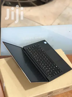 New Laptop Dell XPS 13 (9360) 8GB Intel Core I7 SSD 512GB