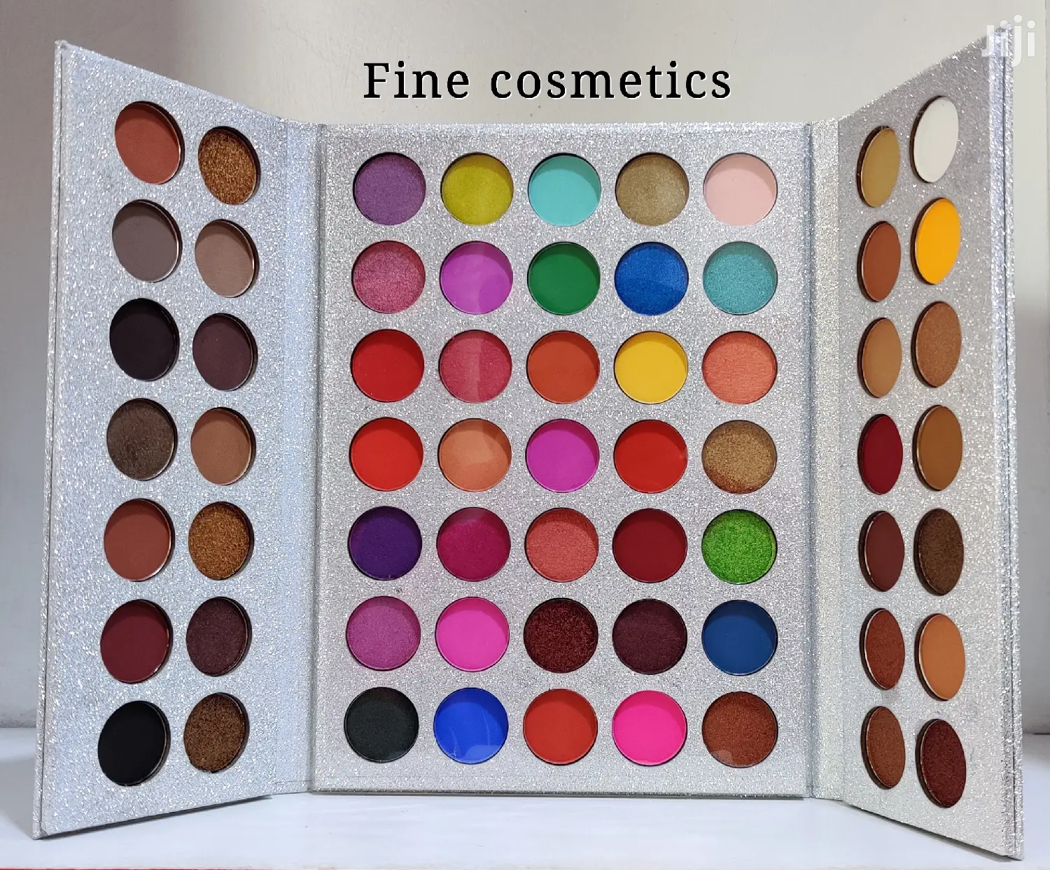 Makeup Eyeshadow Palette Of 63 Shades