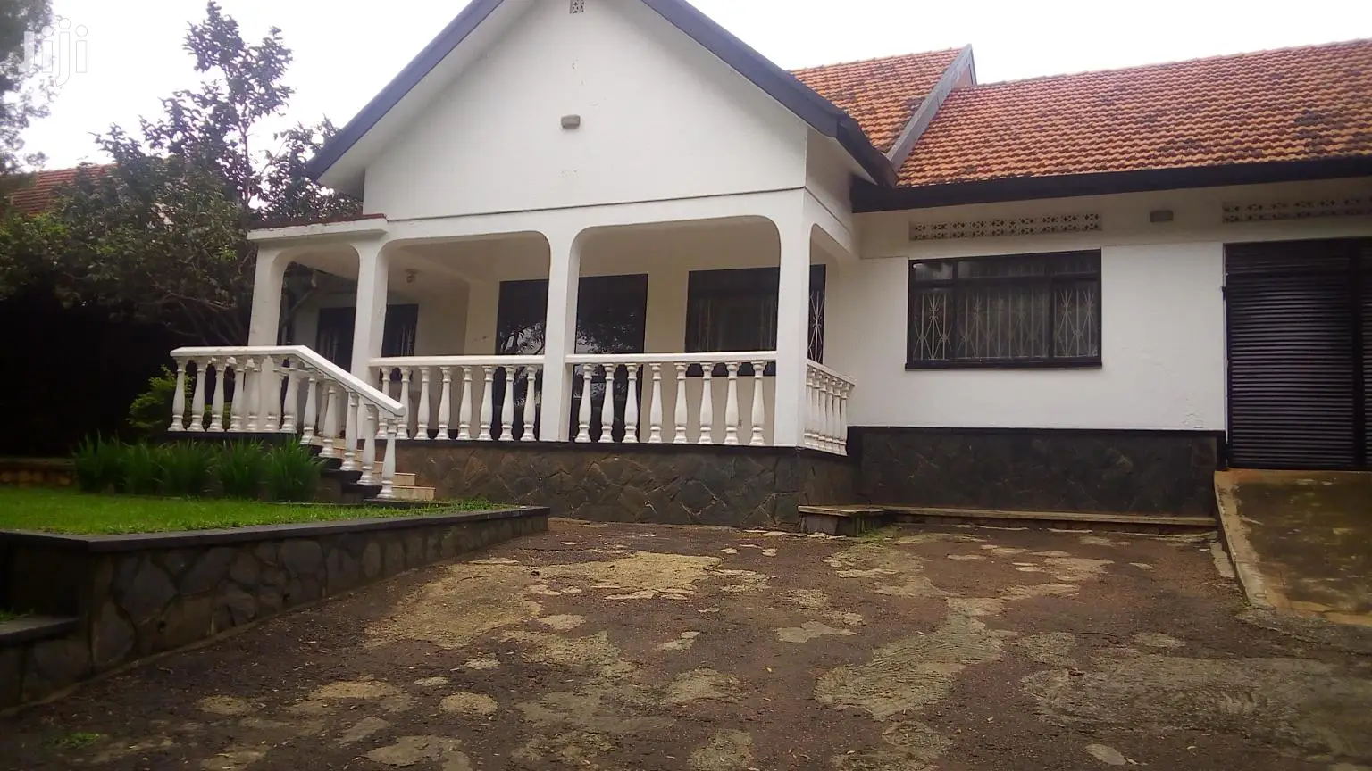 Beautiful House For Rent