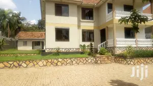 6bdrm Duplex in Kololo Property, Kampala for rent