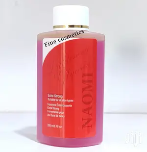 Naomi Oil Lightening Glycerine White Cover