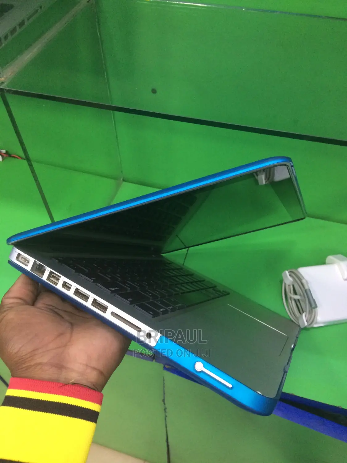 Laptop Apple MacBook Pro 2012 4GB Intel Core I5 HDD 500GB