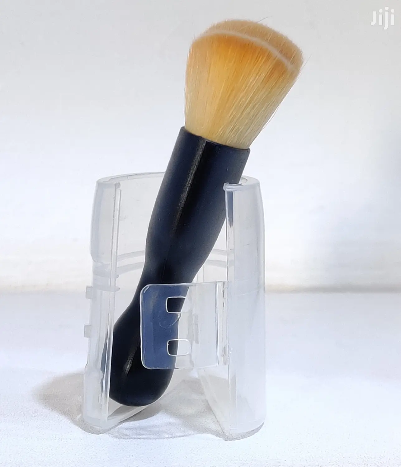 Hot Selling Short Single Black Handle Makeup Brush Premium.
