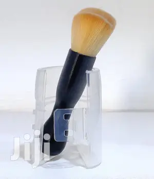 Hot Selling Short Single Black Handle Makeup Brush Premium.