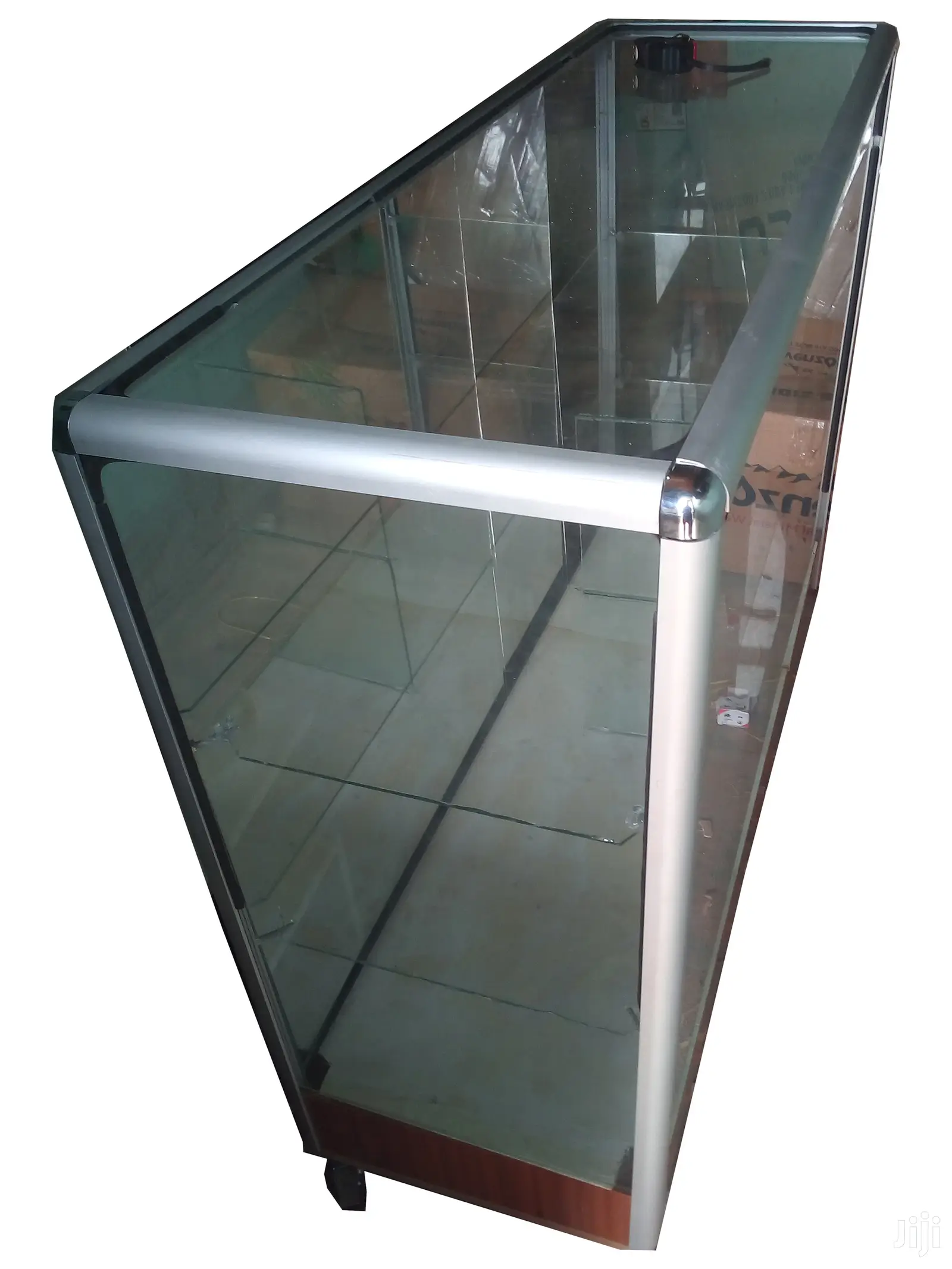4ft Aluminium and Acrylic(4mm) Display
