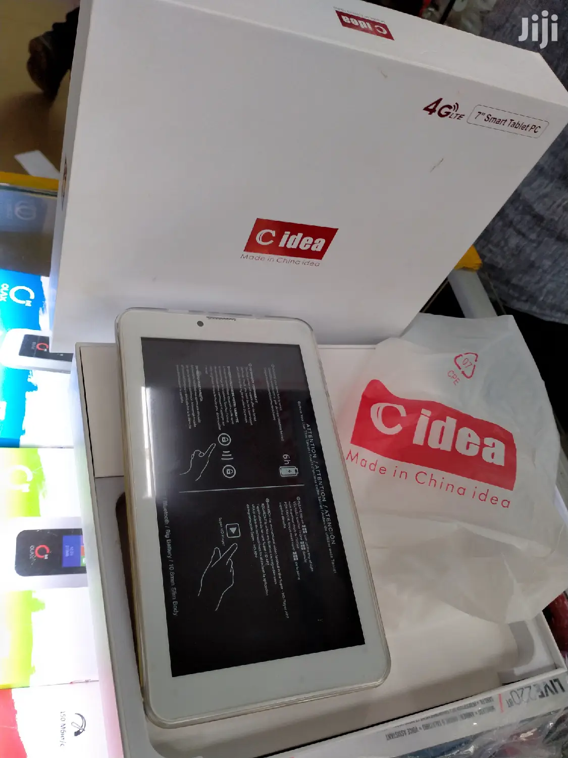 New C idea CM499 32 GB Red