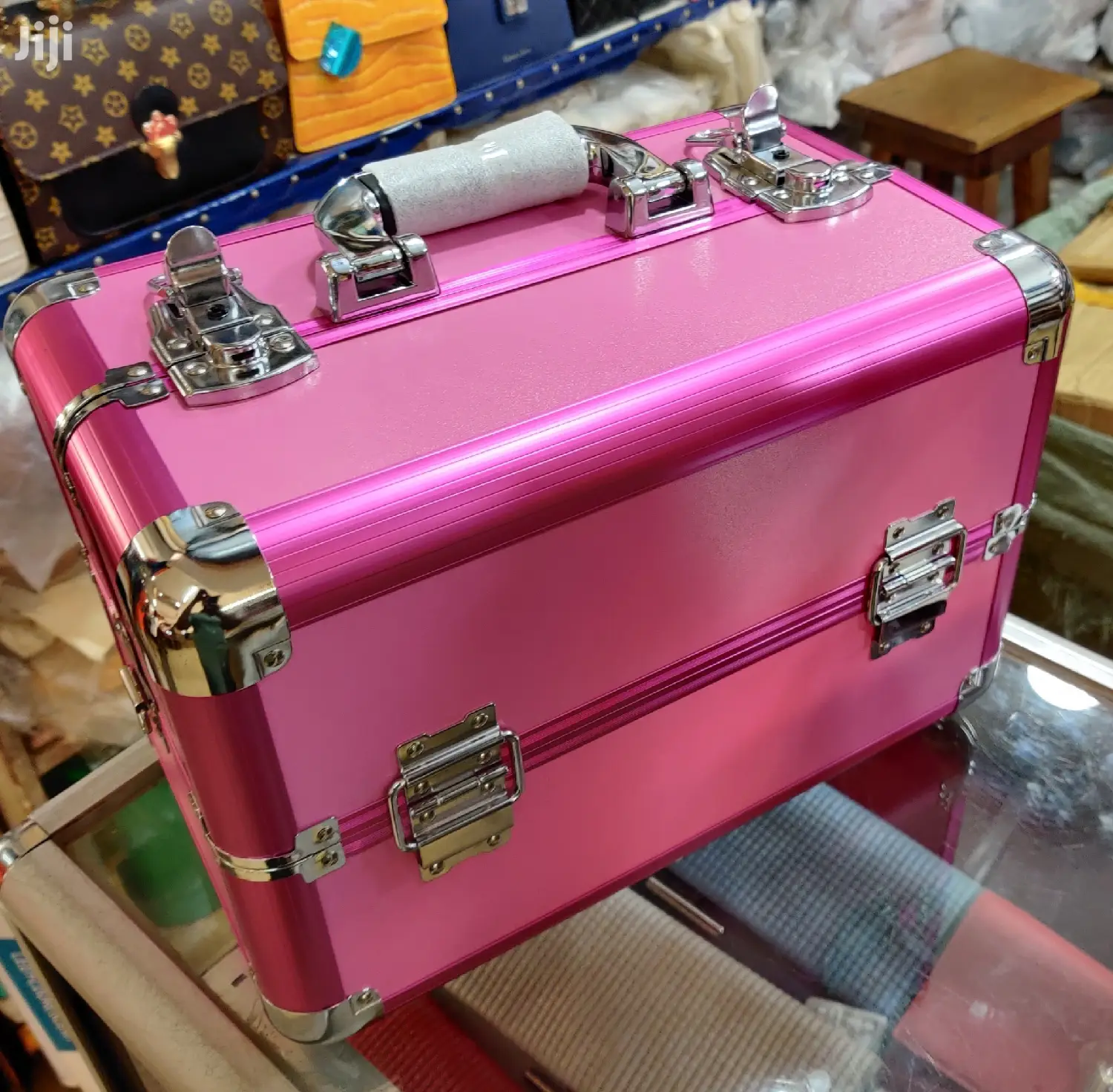 Travel Makeup Box Cosmetic Bag With Shoulder Carrying Strap