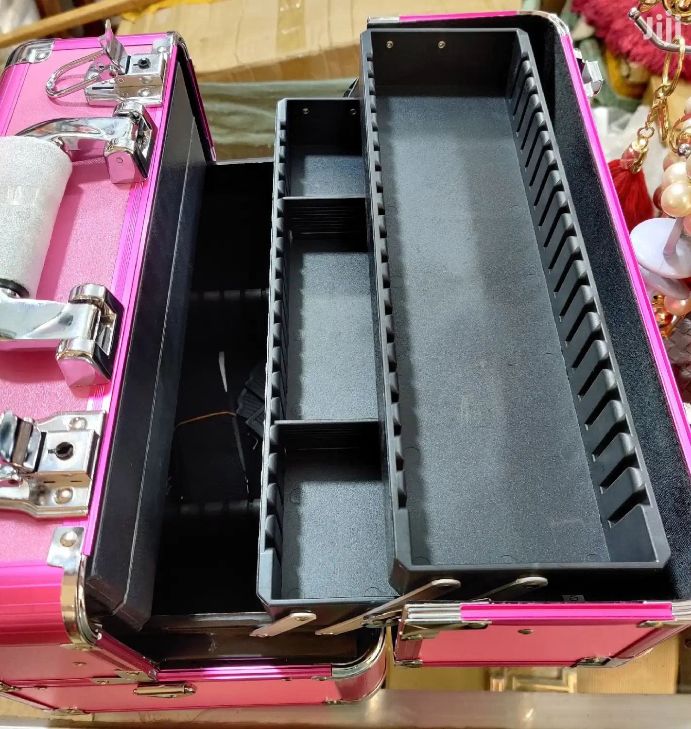 Travel Makeup Box Cosmetic Bag With Shoulder Carrying Strap