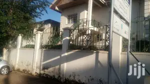 Spacious Office Block For Rent
