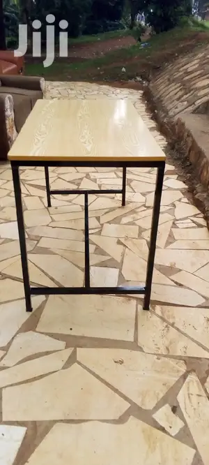 Modern Table/ Desk