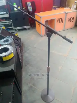 Heavy Duty Microphone Stand