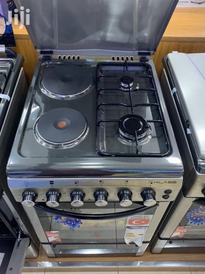 Klass Cooker 2 Gas 2 Electric With an Electric Oven in Kampala
