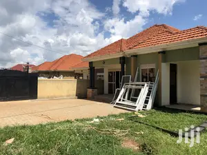 Kira Mamerito Road Gallant House on Sale