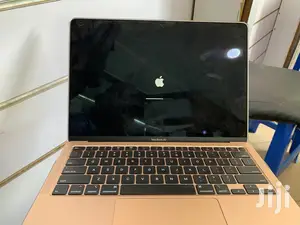 New Laptop Apple MacBook Air 8GB Intel Core i3 SSD 256GB