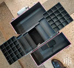 Beauty Makeup Box Cosmetics Case 3-Trays Jewelry Storage