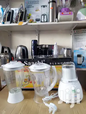 3 in 1 Saachi Blender.
