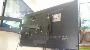 Rotating Wall Mount