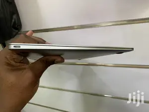 Laptop Apple MacBook 8GB Intel SSD 256GB