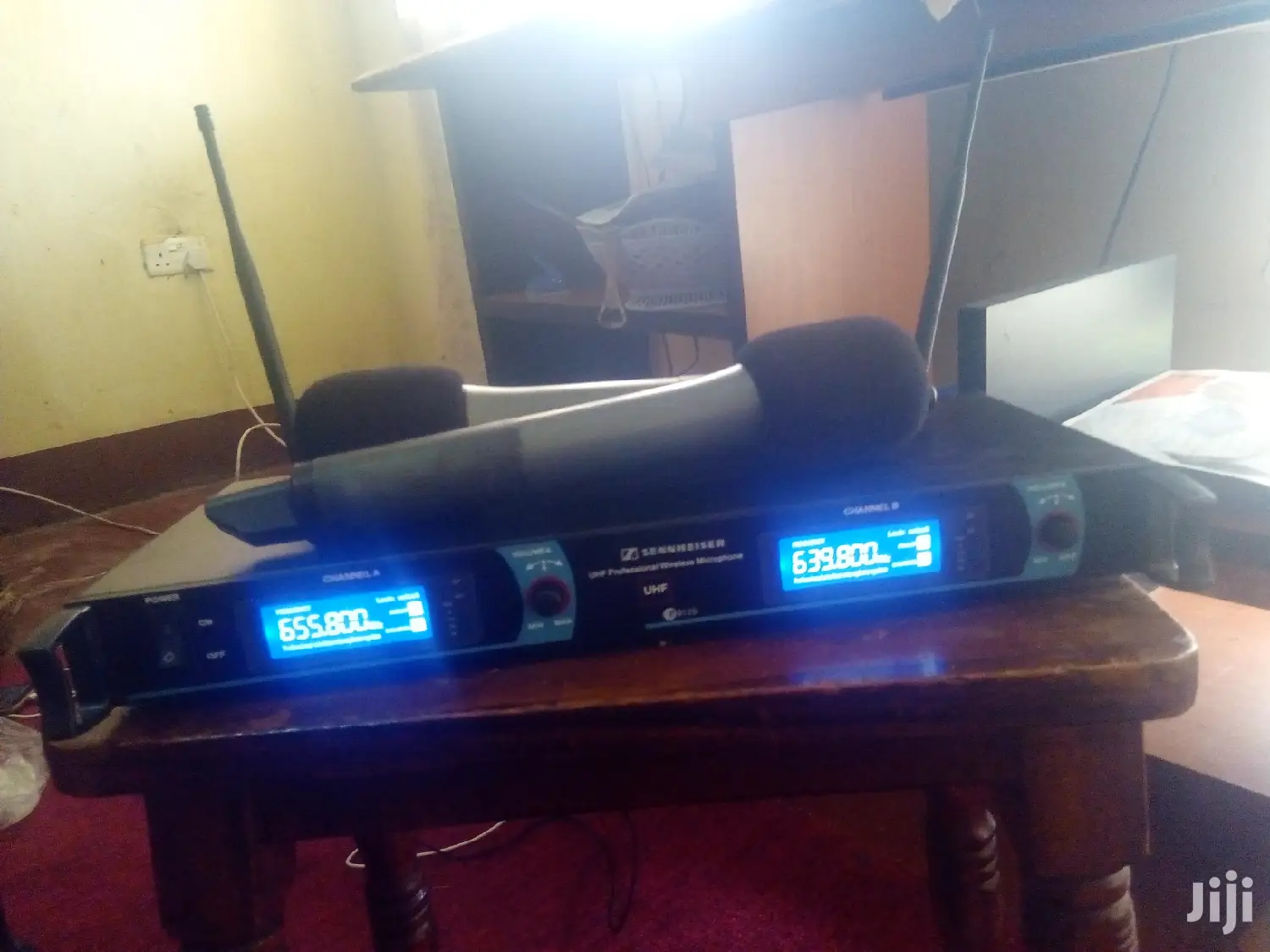 Sennheiser Vocal Wireless Microphones For Hire