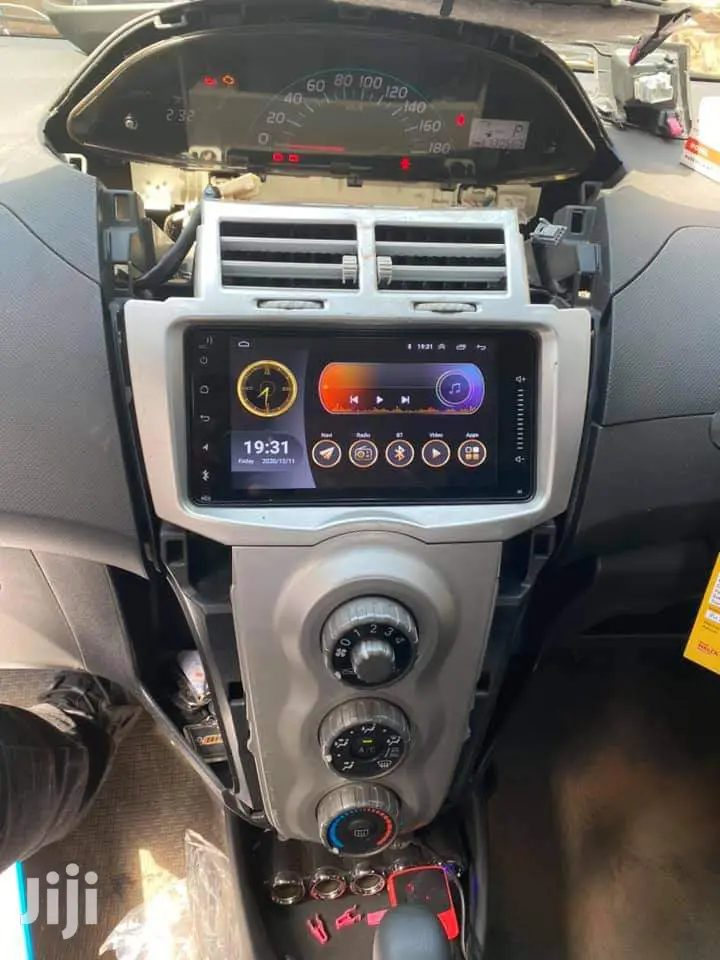 Vitz New Model Radio Upgrade to Android