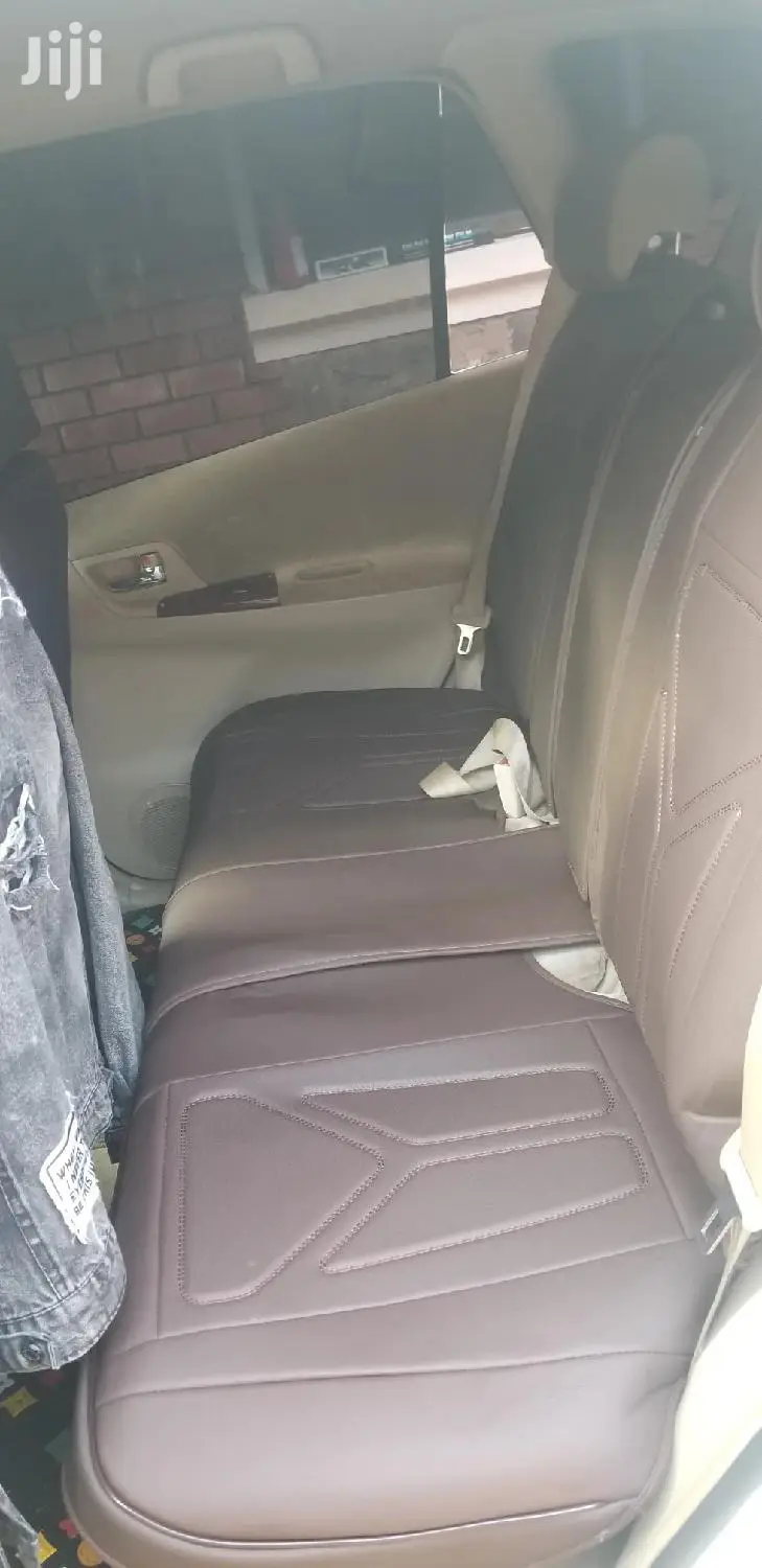New Shape Spacio Car Seat Covers