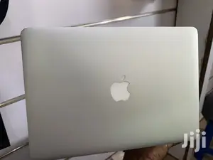 Laptop Apple MacBook Air 8GB Intel Core i7 SSD 128GB