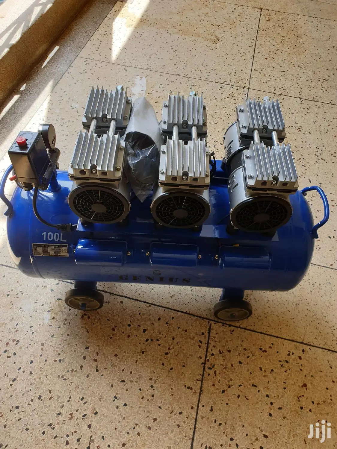 Super Silent Air Compressor 100 Litres