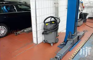 German Karcher 65L Wet Dry Professional Vacuum Cleaner