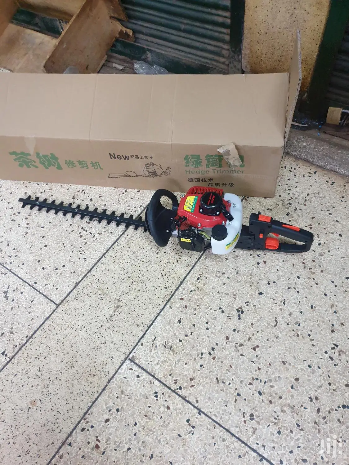 Hand Trimmer