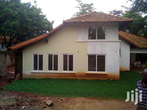 Five Bedroom House In Kololo For Rent