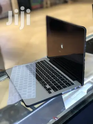 New Laptop Apple MacBook 2015 8GB Intel Core I5 SSD 128GB