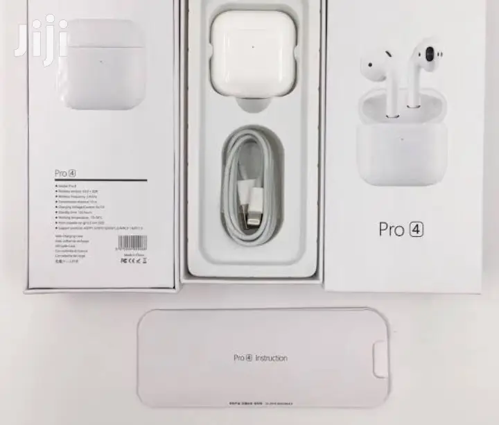 White Apple Airpods Pro 4