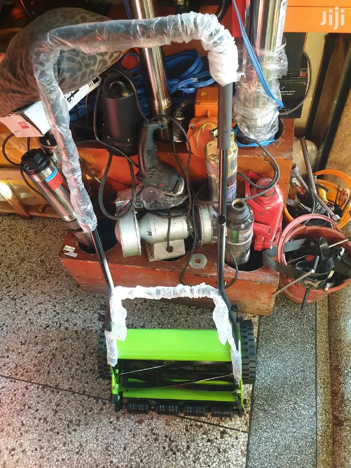 Manual Roll Brush Cutter