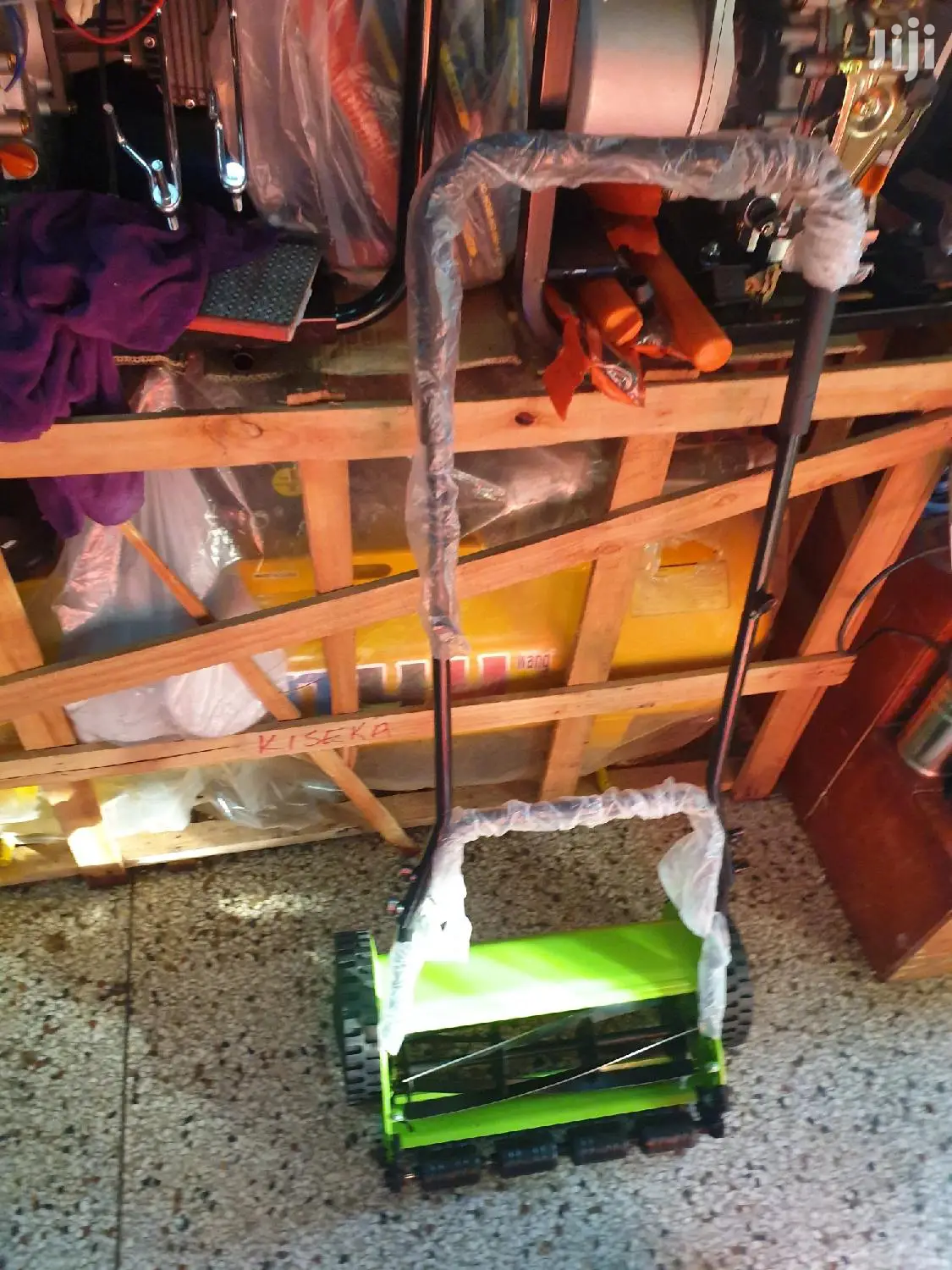 Manual Roll Brush Cutter