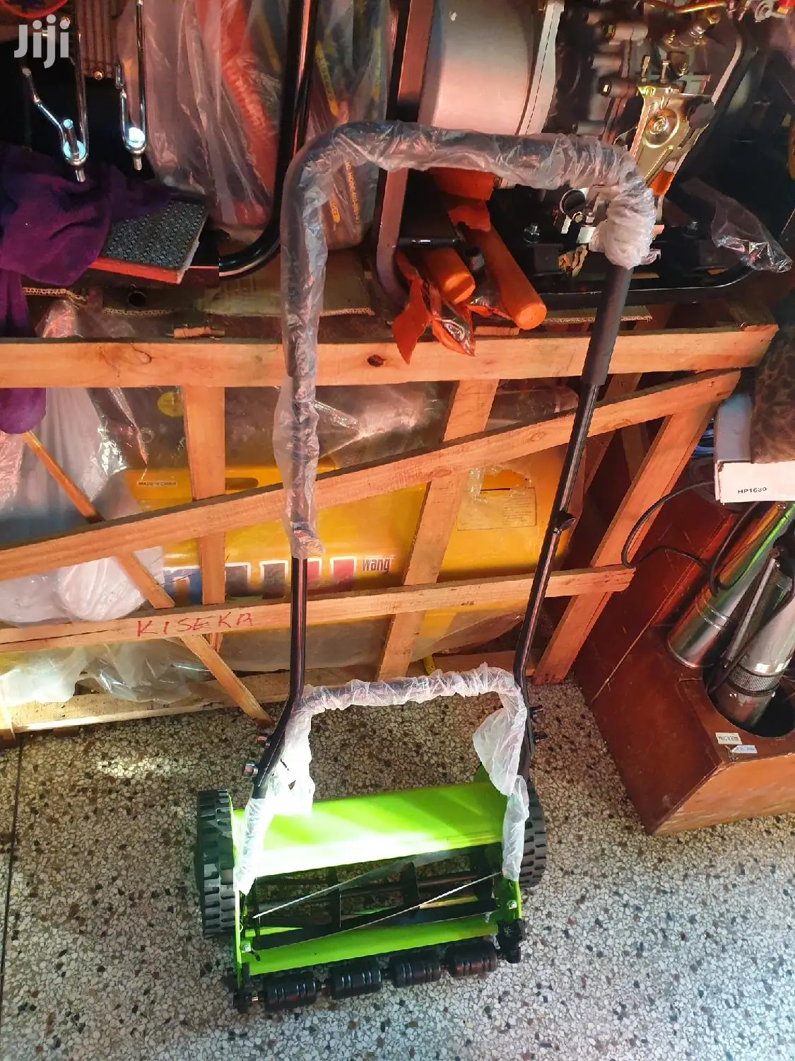 Manual Roll Brush Cutter