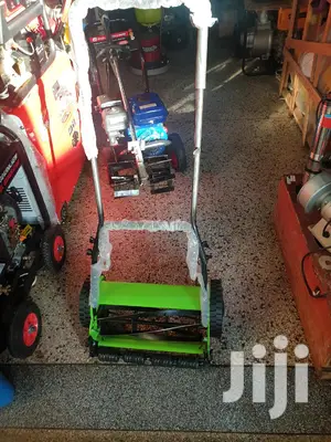 Manual Roll Brush Cutter