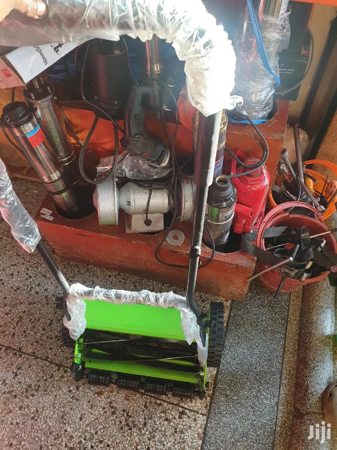 Manual Roll Brush Cutter