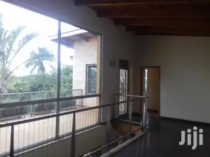 Spacious Homestead