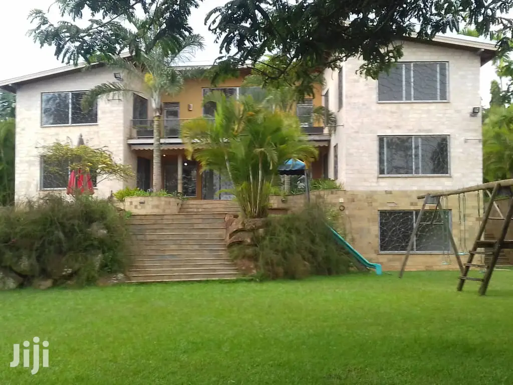 Spacious Homestead