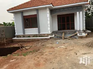 New ,Nakwero Amazing Home on Sell
