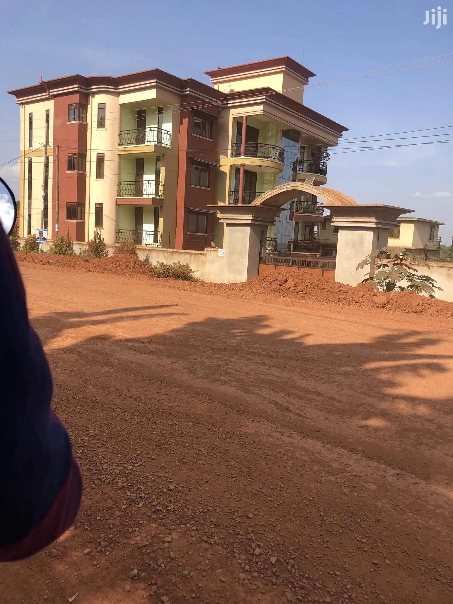 Bunga Apartments For Sale