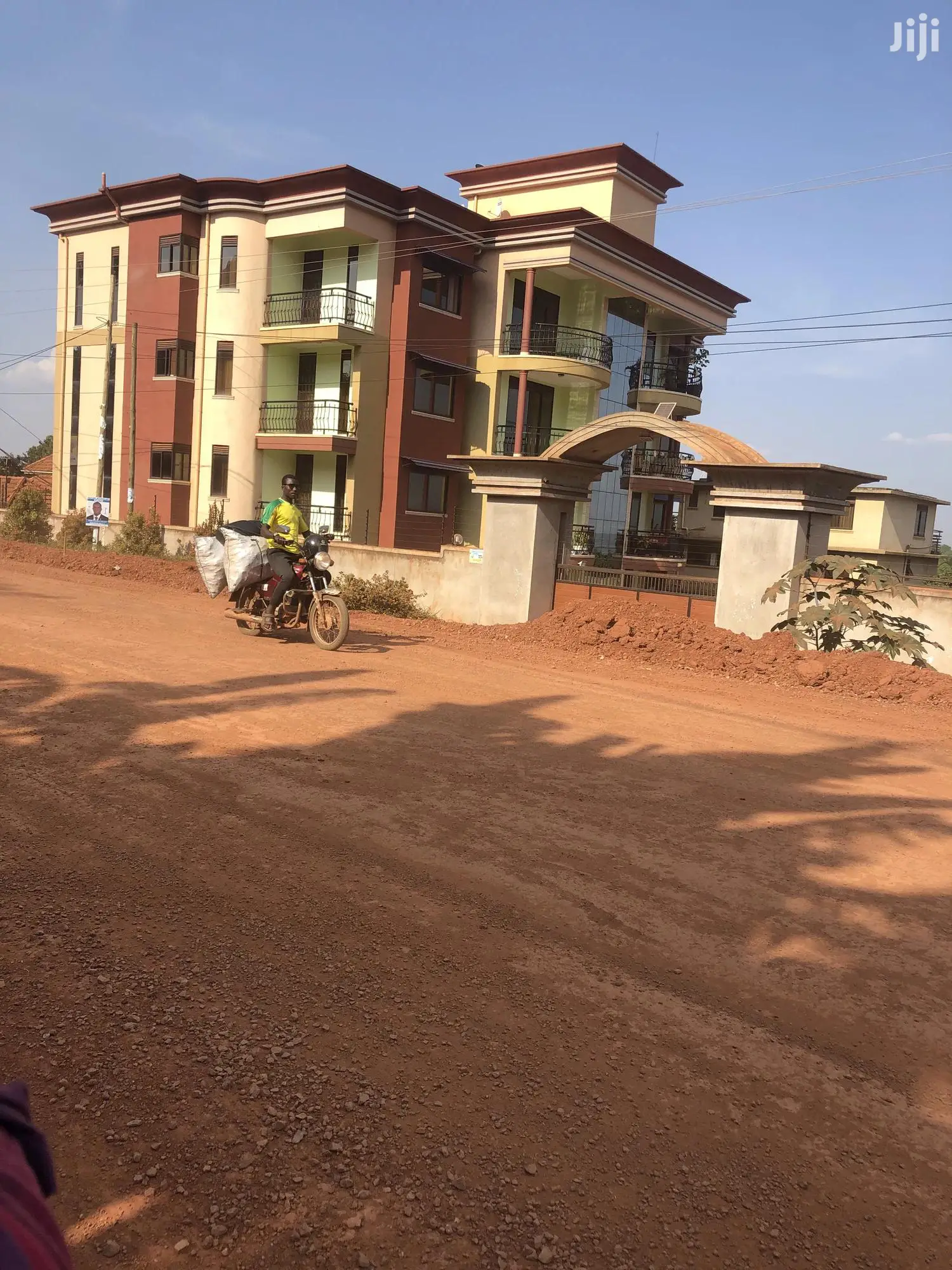 Bunga Apartments For Sale