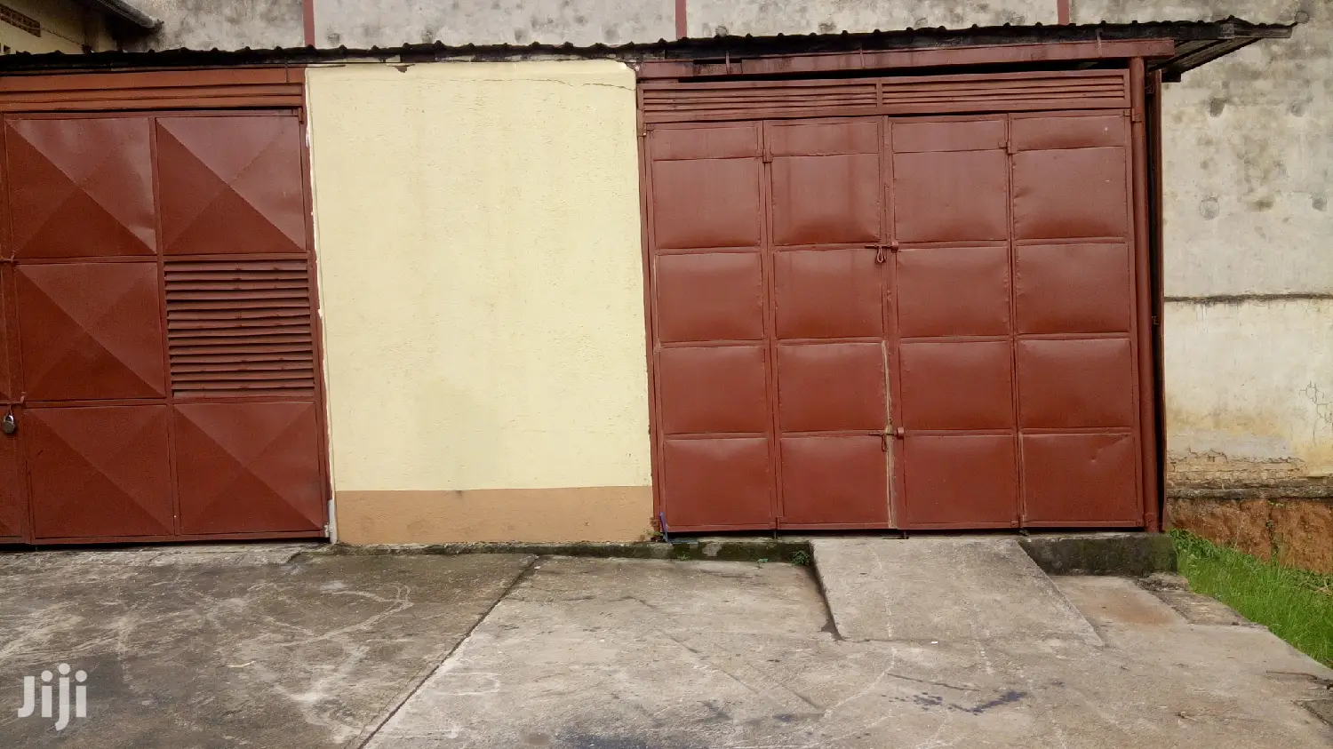 Warehouse Stores