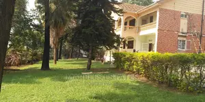 7 Bedrooms House For Rent In Naguru